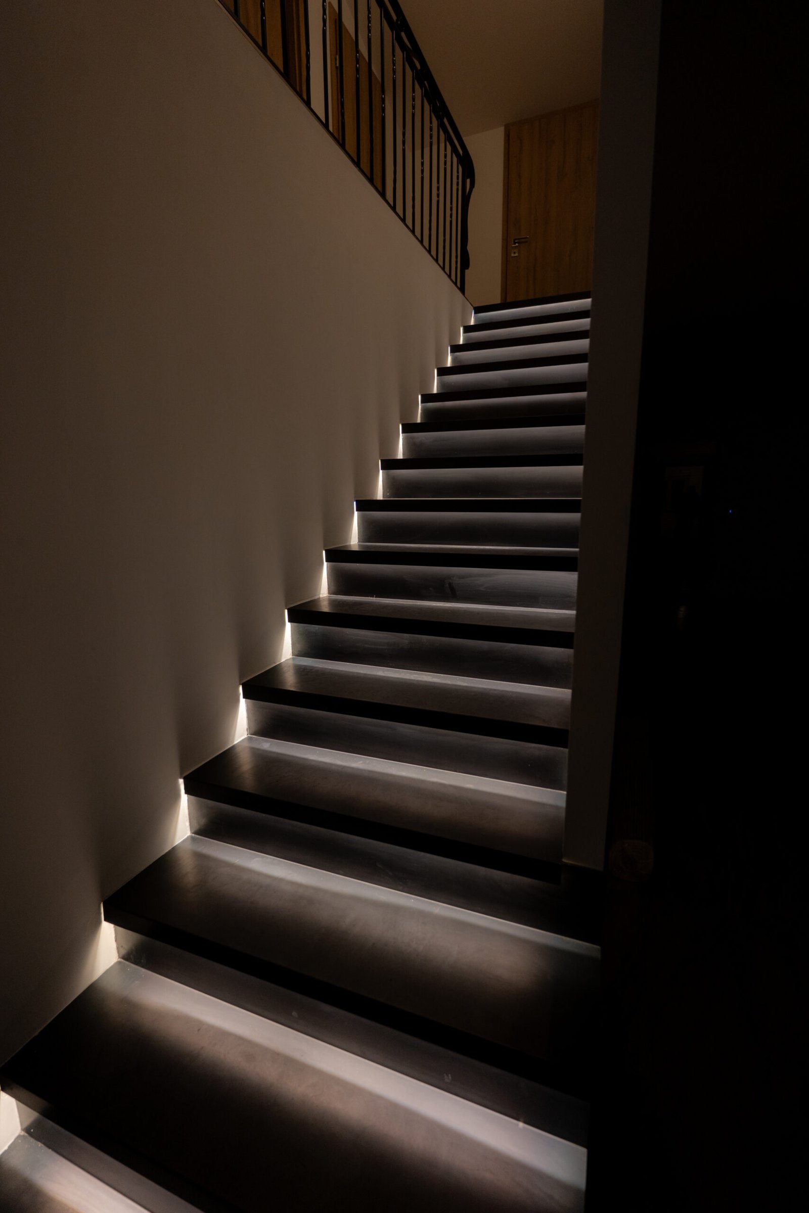 Habillage escalier acier